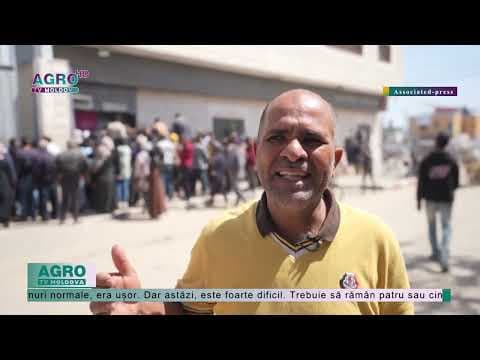 Stau zile întregi pentru a retrage bani din bancomat