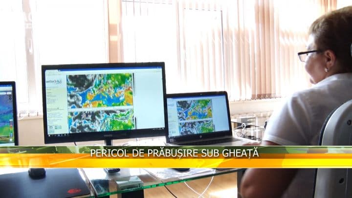 Pericol de prăbușire sub gheață