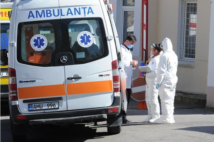 Ambulanțele solicitate de 6000 de ori, în doar trei zile