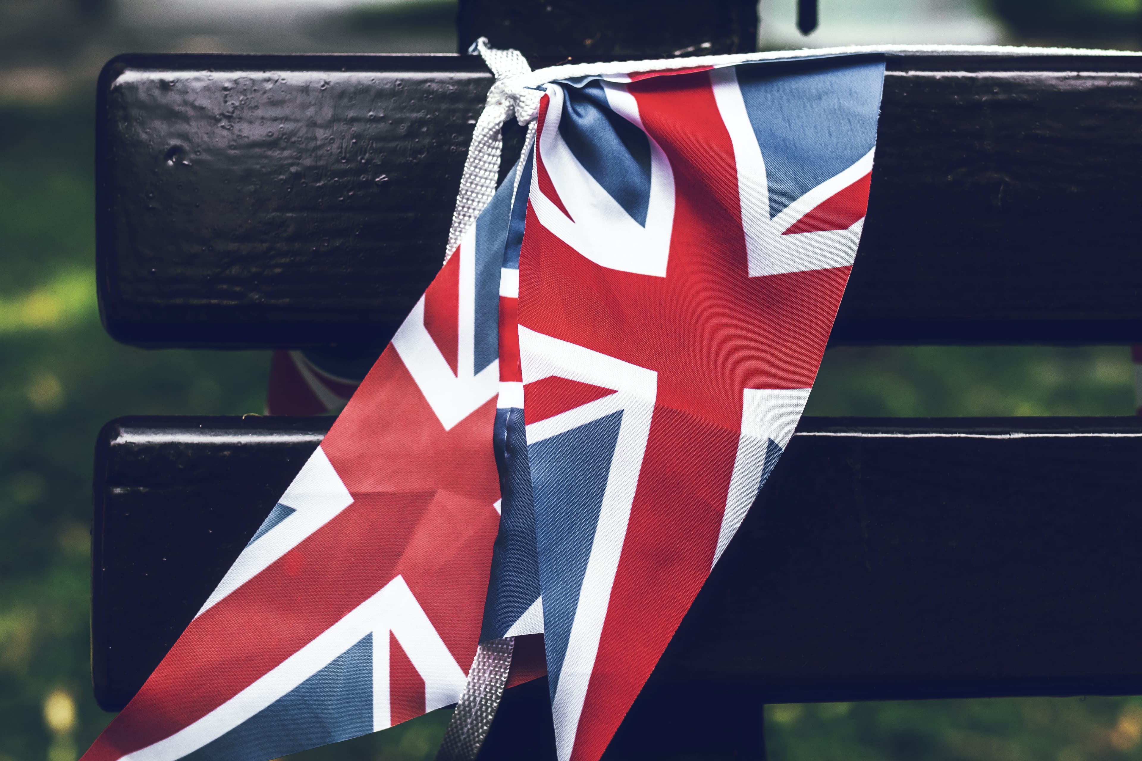 UE critică aprobarea „pripită” din Marea Britanie