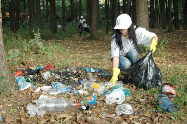 La Chișinău,de Ziua Mondială a Curățeniei, se lansează o nouă campanie de reciclare