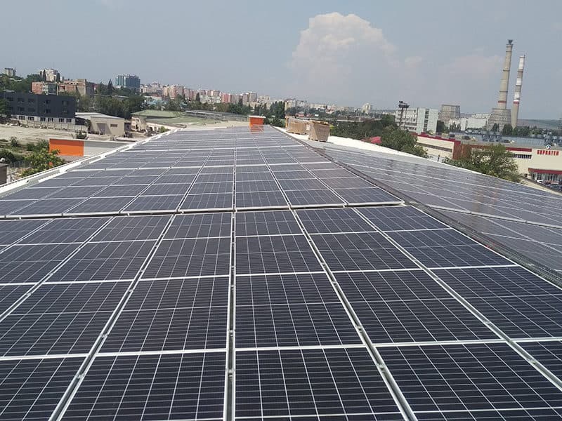 Energia verde îl ajută să economisească