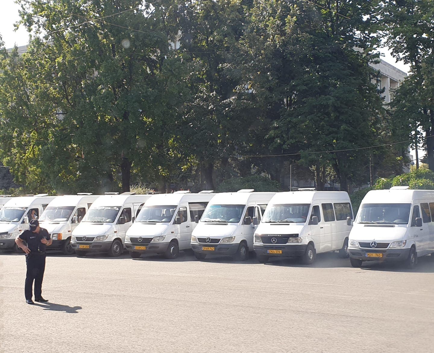 Transportatorii auto amenință cu proteste