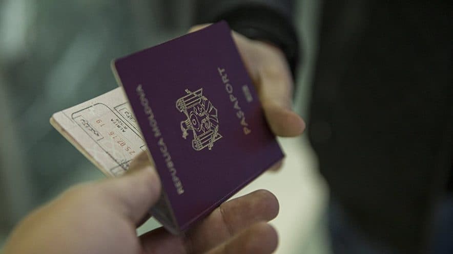 Restricțiile pentru moldoveni când merg în România sau în Ucraina