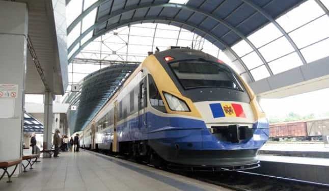 Din 2022, trenul Chișinău – București va circula mai des
