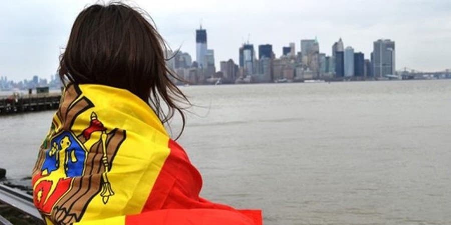 Fiecare al șaptelea moldovean are de gând să plece peste hotare