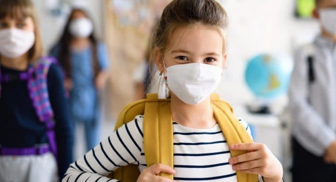 13 grupe și 45 de clase se află în carantină