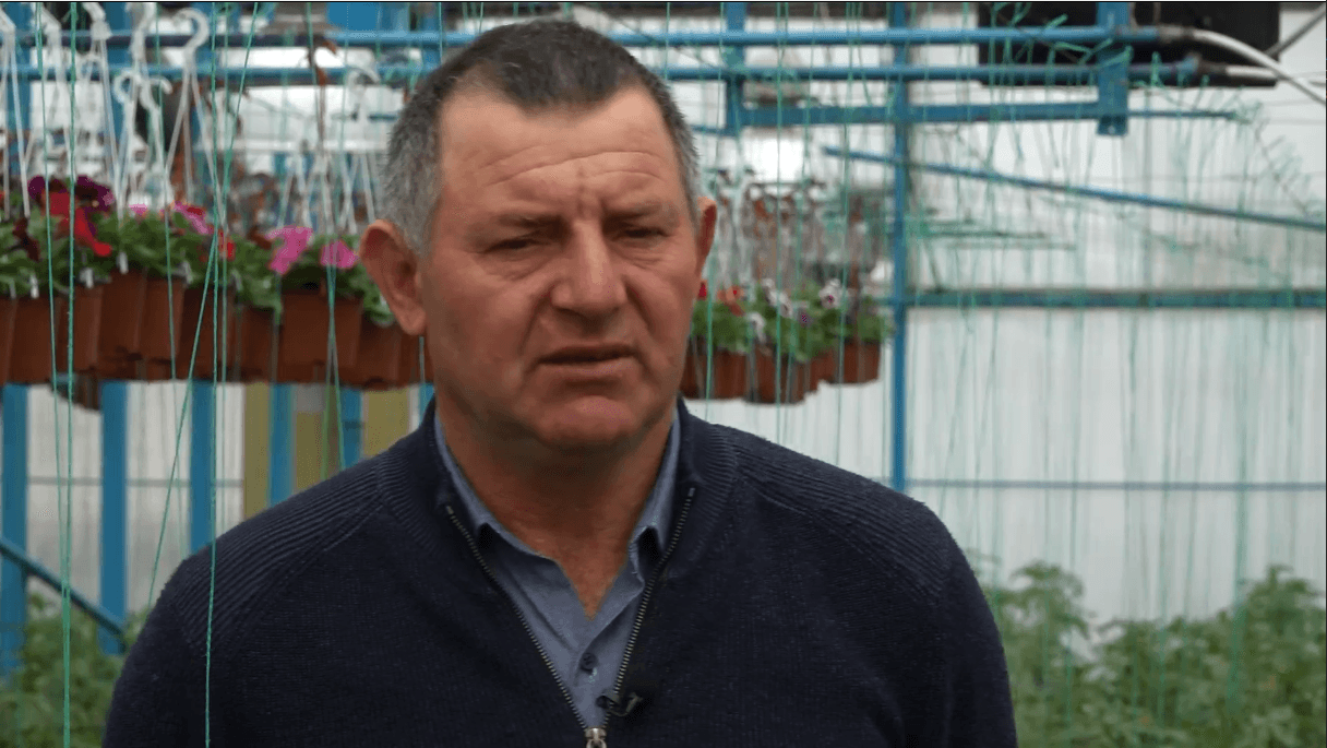 Dumitru Caraman – de la o mică răsadniță, la 30 de ari de sere