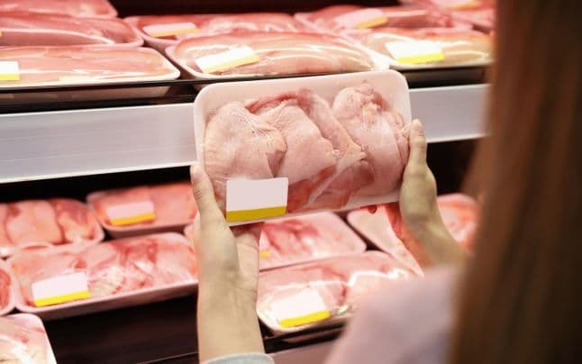 Şunca, carnea de pui şi de vită nu se vor ieftini prea curând