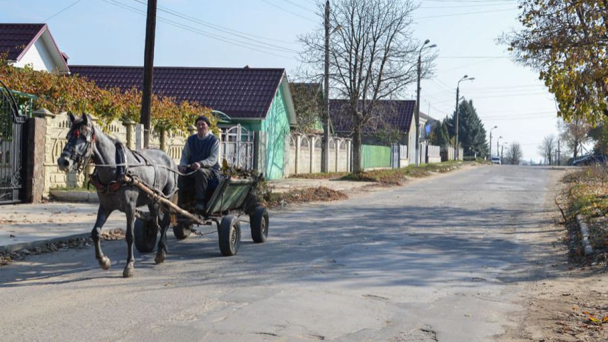 Satele mici din Moldova vor avea acces mai ușor la certificatele de urbanism