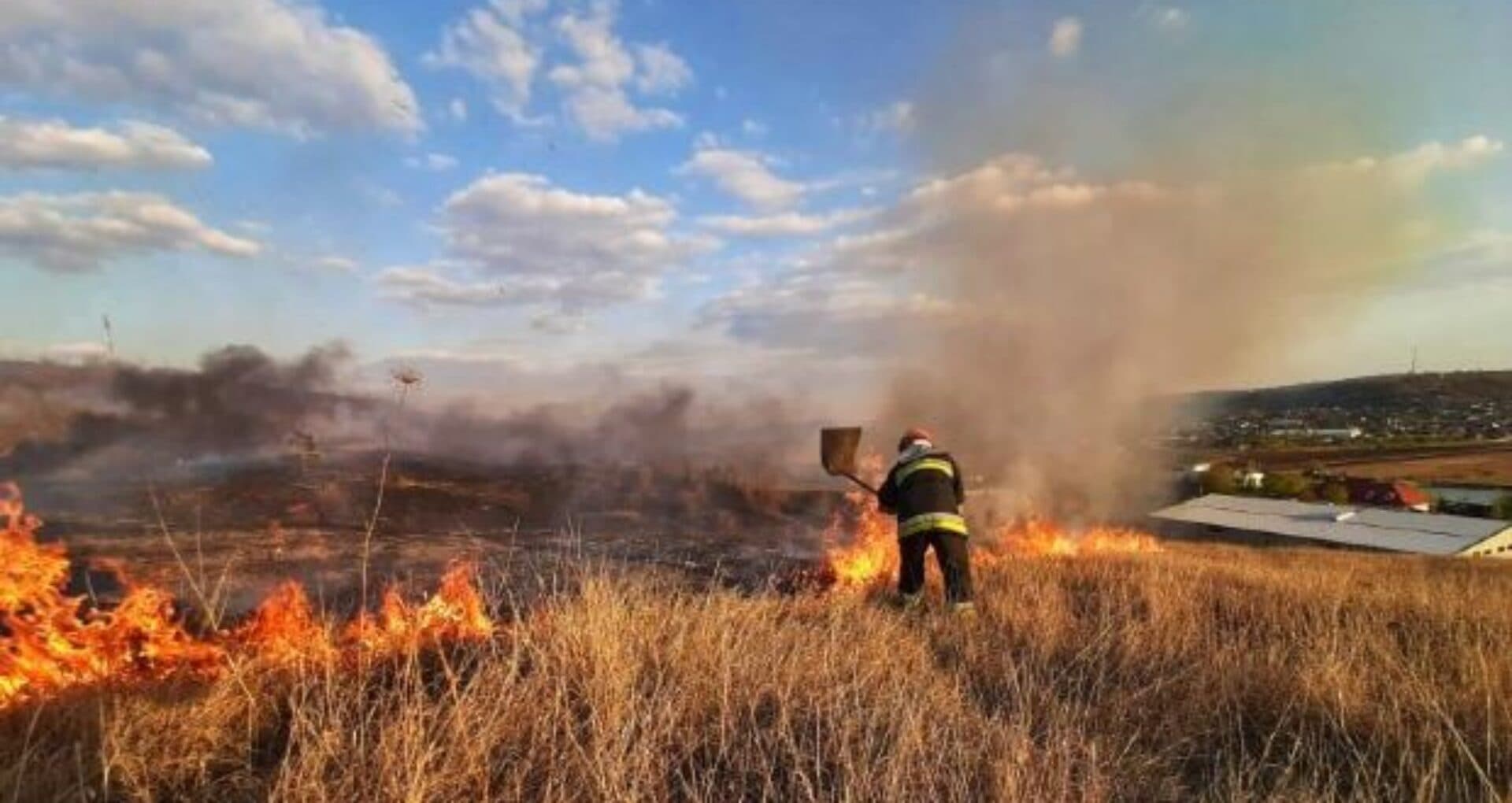 Amenzi mai dure pentru incendierea intenționată a terenurilor agricole
