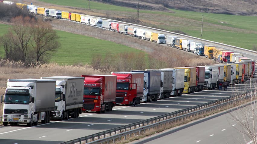 Transportatorii se adresează la Guvern și Președinție