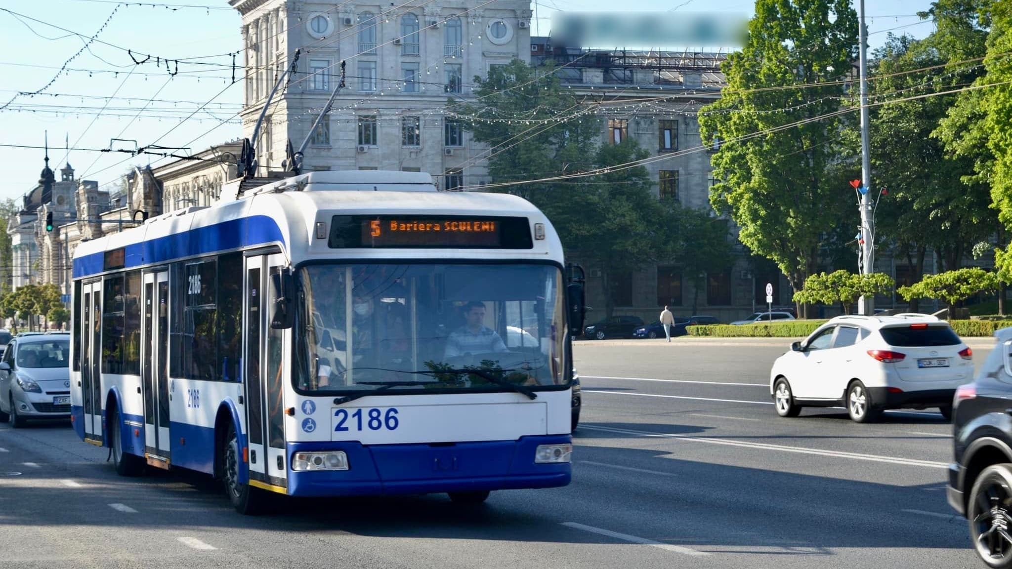 Mai multe troleibuze în Capitală începând cu luna septembrie