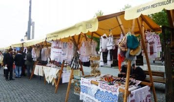 Meșterii populari din Republica Moldova, alături de cei din România, la Festivalul „Lada cu zestre” de la Piatra-Neamț