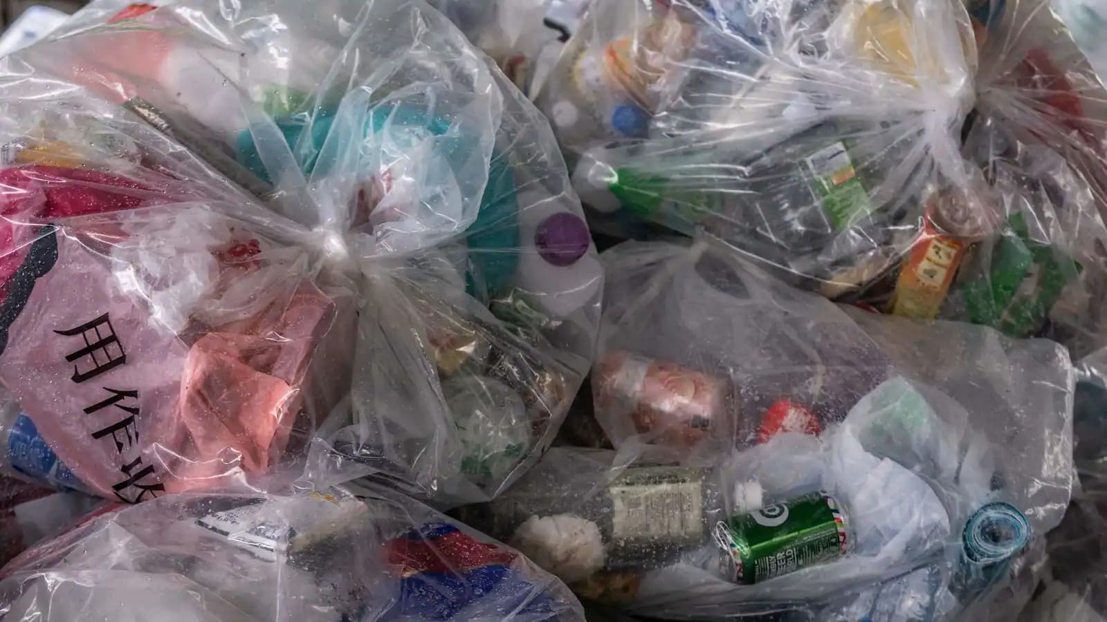 Noi reguli pentru ambalajele de plastic