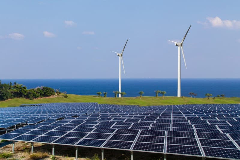 Energia electrică din surse regenerabile se va scumpi