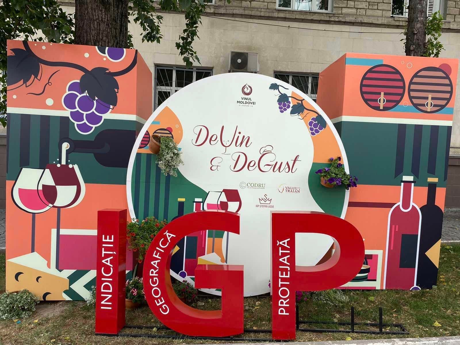 „DeVin&DeGust” ne-a dat întâlnire pe str. Pietonală Eugen Doga