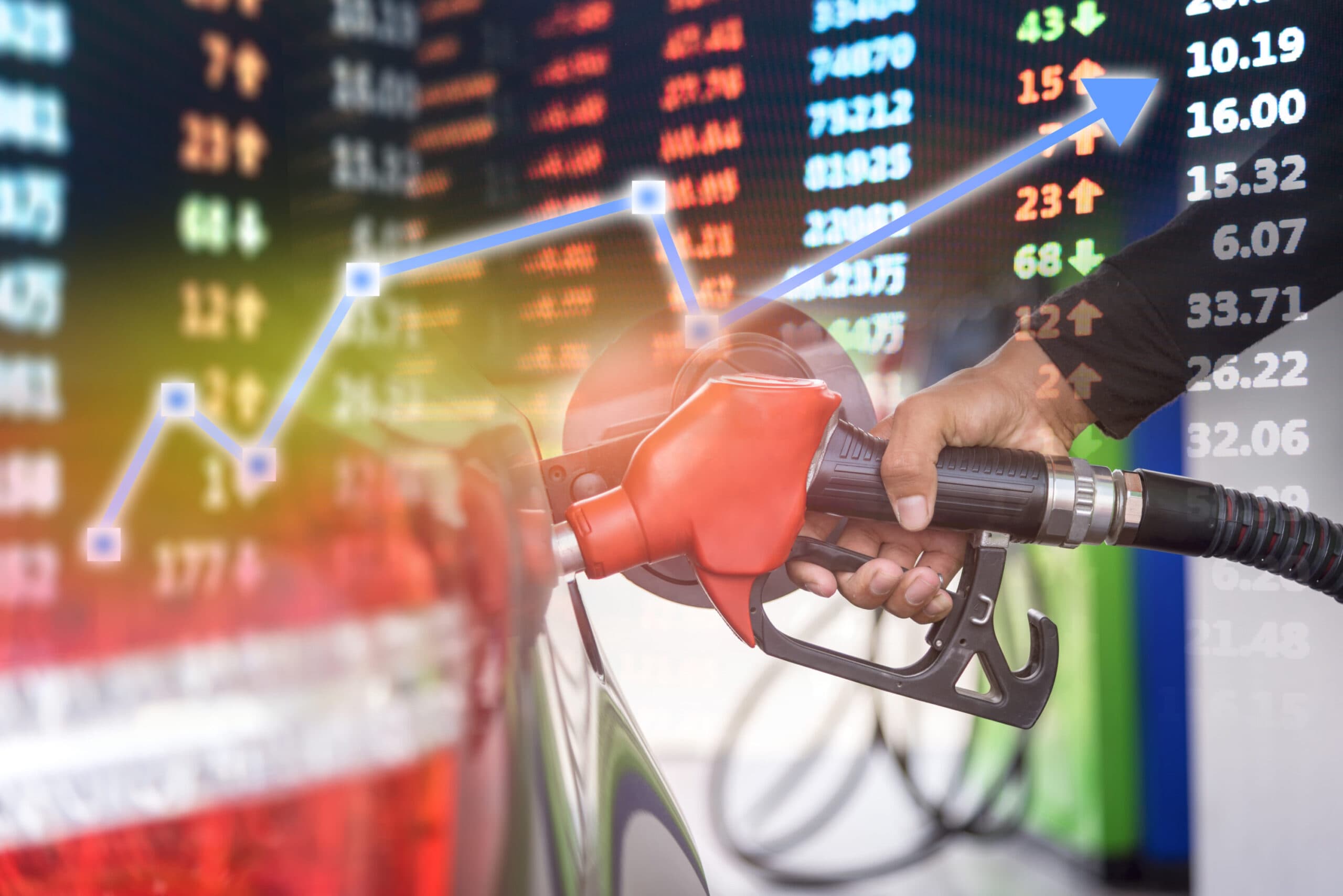 Carburanții se scumpesc