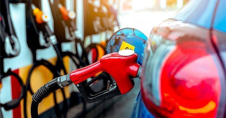 Benzina și motorina mai ieftină. Noi prețuri la benzină și motorină