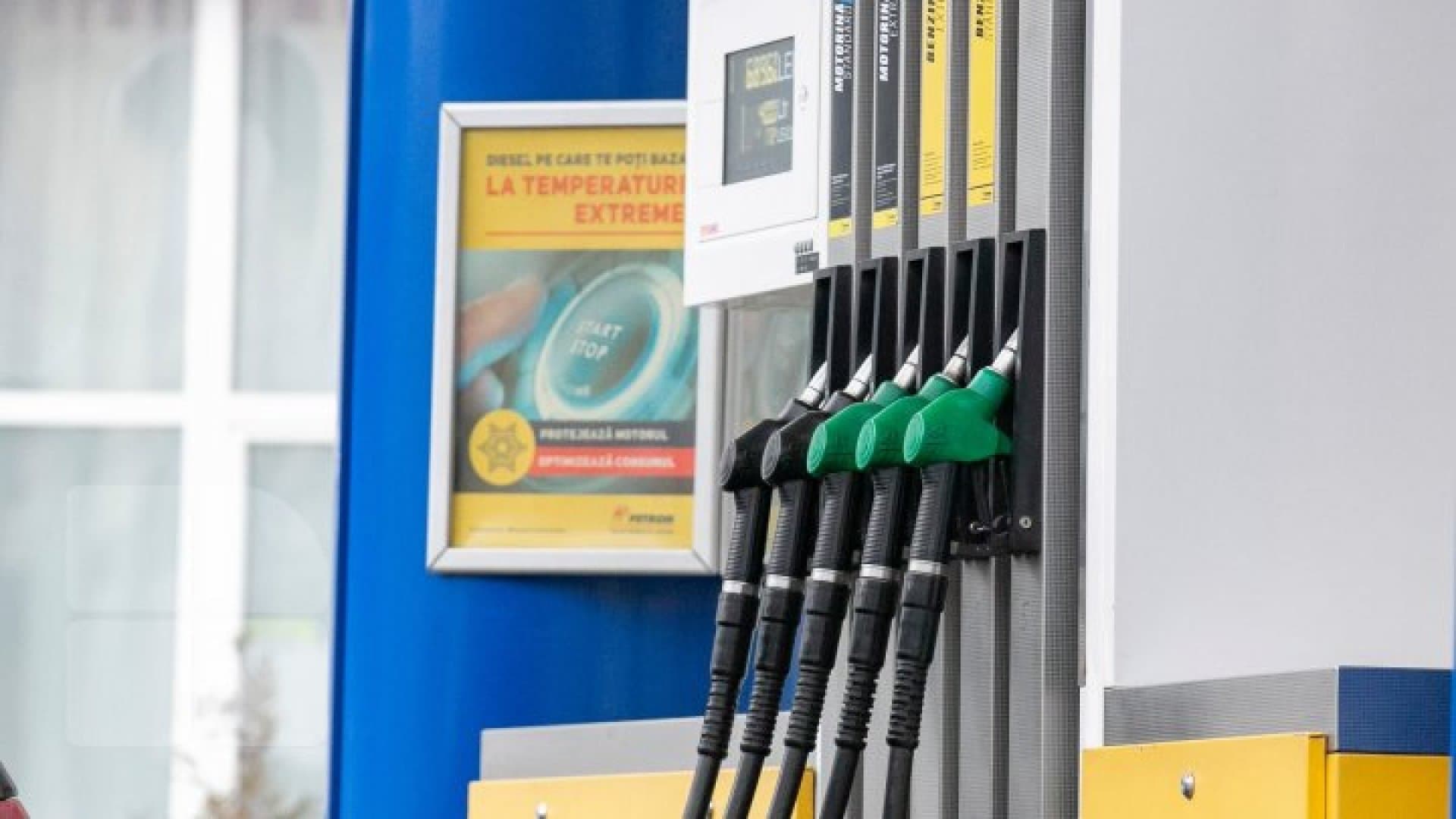 Benzina și motorina continuă să se ieftinească