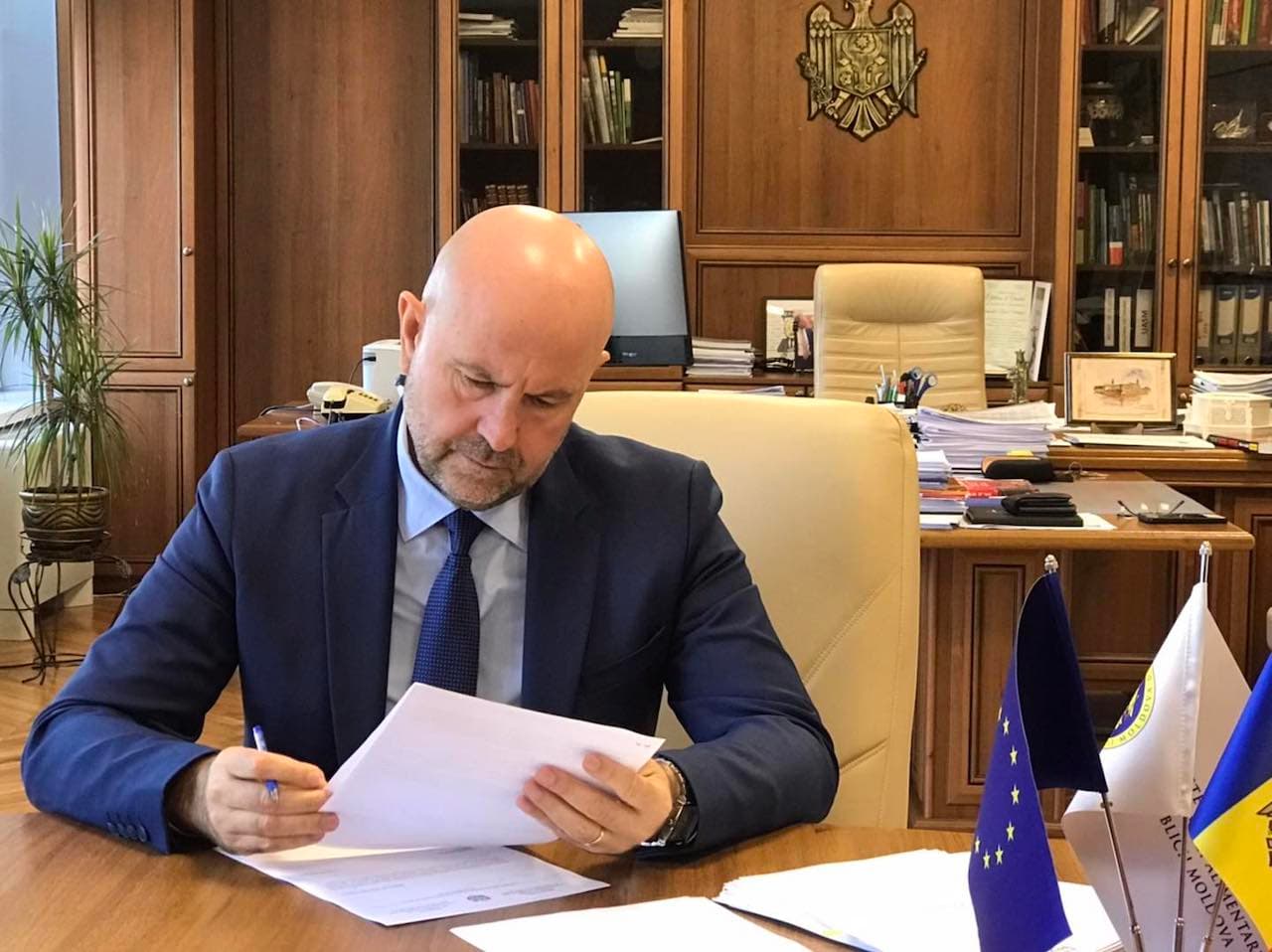 Vicepremierul Bolea anunță măsuri importante pentru agricultori afectați de secetă