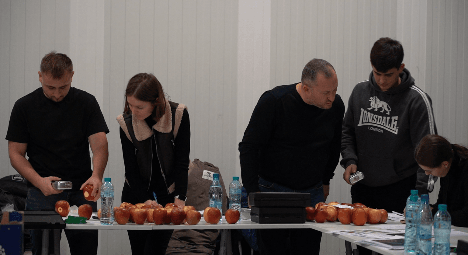 Evaluarea Cerințelor de Calitate pentru Mere – Seminar de specialitate pentru studenți dar și producători