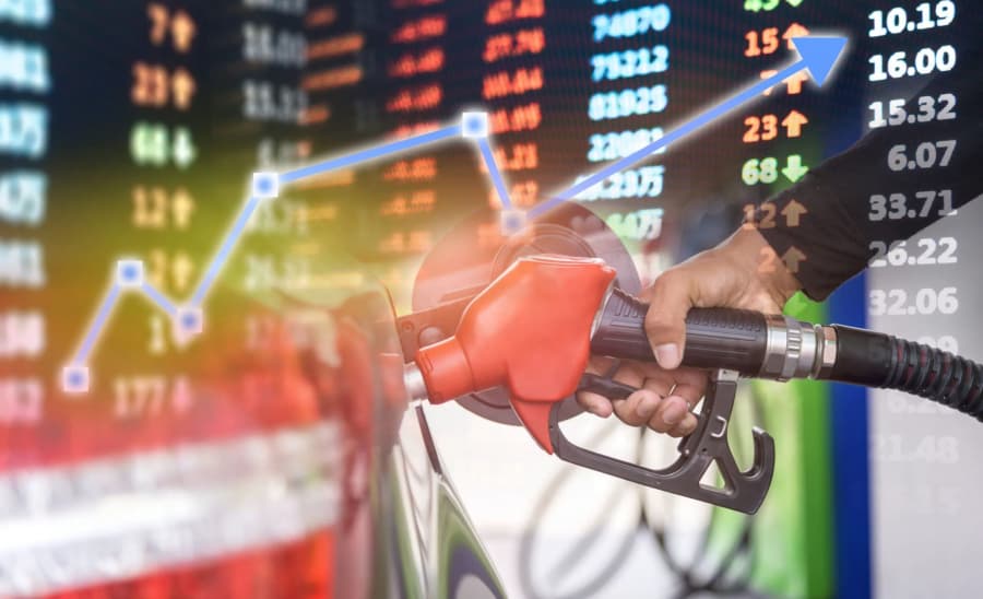 Prețul la gaz și energie a crescut, urmează carburanții? Ce scumpiri ne așteaptă din ianuarie 2025