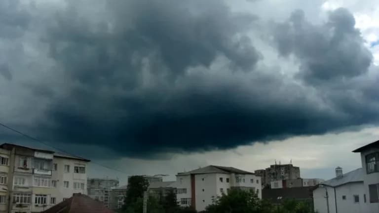Cer noros și temperaturi scăzute în toată țara