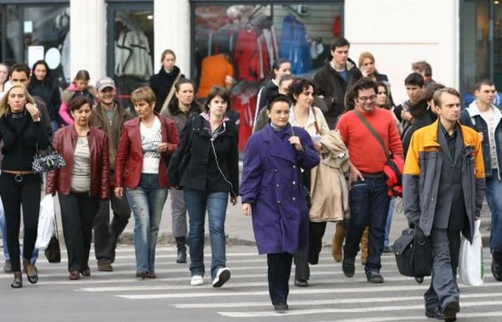 Tot mai mulți cetățeni străini aleg să se stabilească în Republica Moldova, numărul acestora atingând un nou record