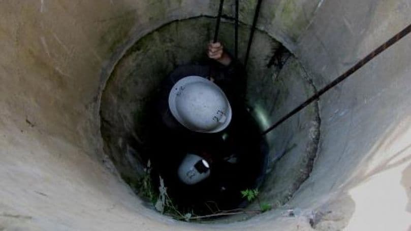 Femeie de 69 de ani, salvată de pompieri după ce a căzut într-o fântână în satul Talmaza