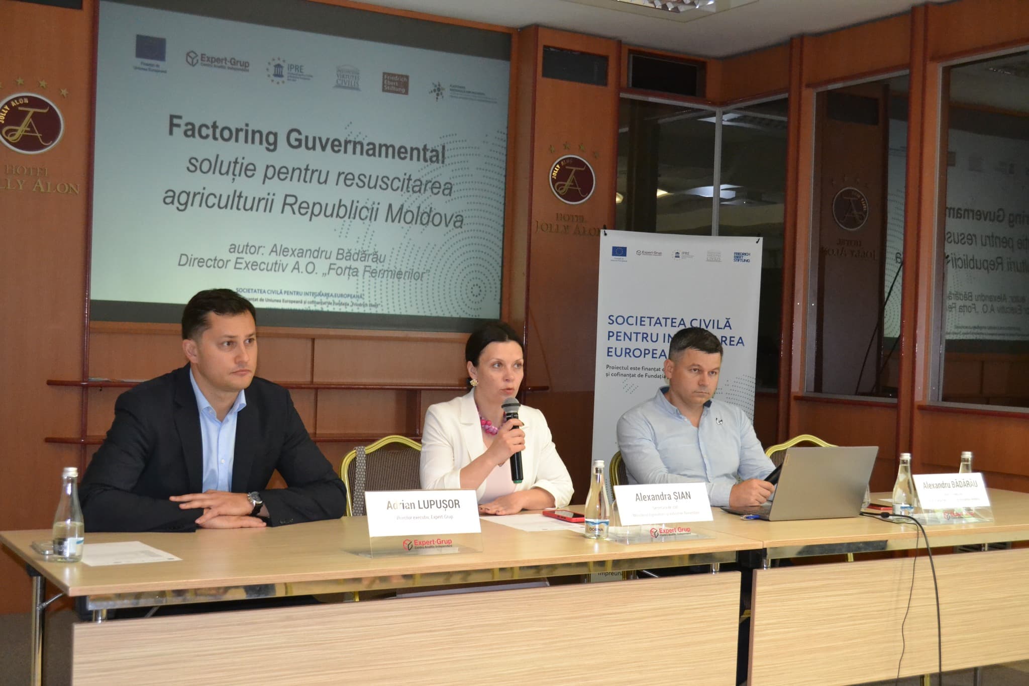 Aproximativ 3500 de fermieri riscă să falimenteze. AIPA va debursa 500 de milioane de lei
