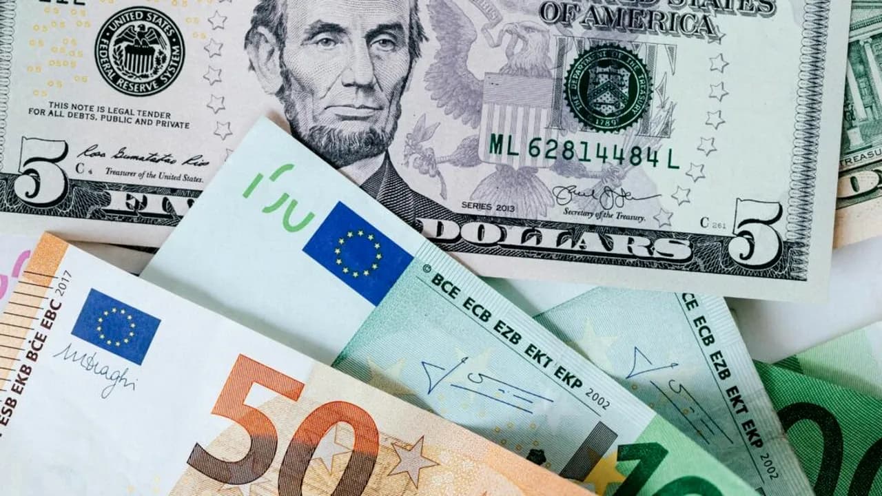 Curs valutar: 30 octombrie – 1 noiembrie 2026
