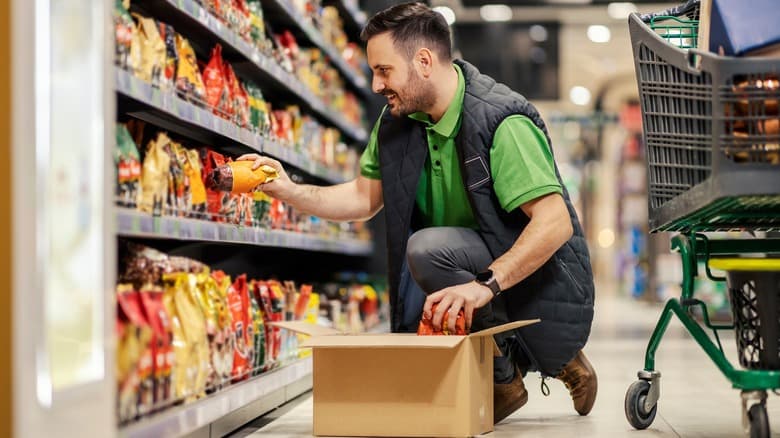 Ţara europeană unde absolvenţii cu datorii uriaşe câştigă cât un vânzător de supermarket