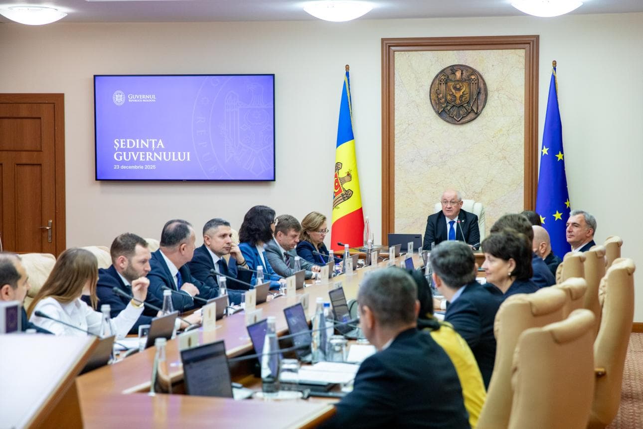 Permise de conducere noi cu cod QR și informații extinse
