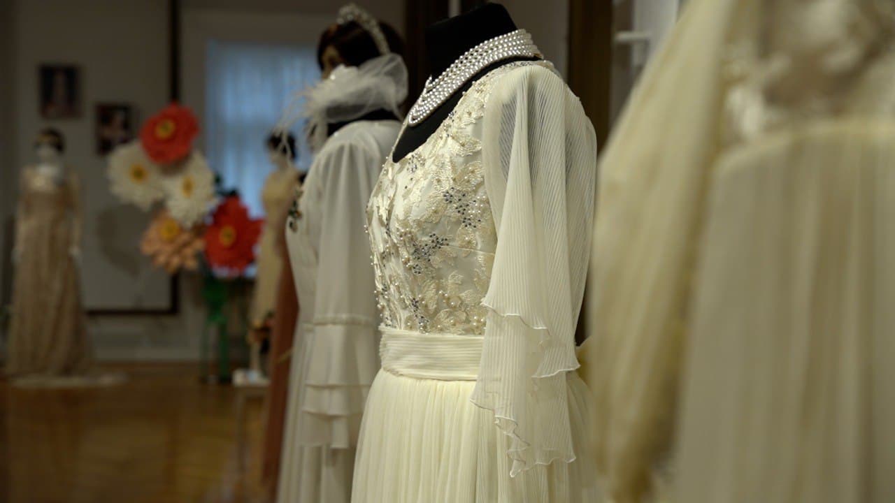Expoziție dedicată Reginei Maria, la Muzeul Național de Istorie