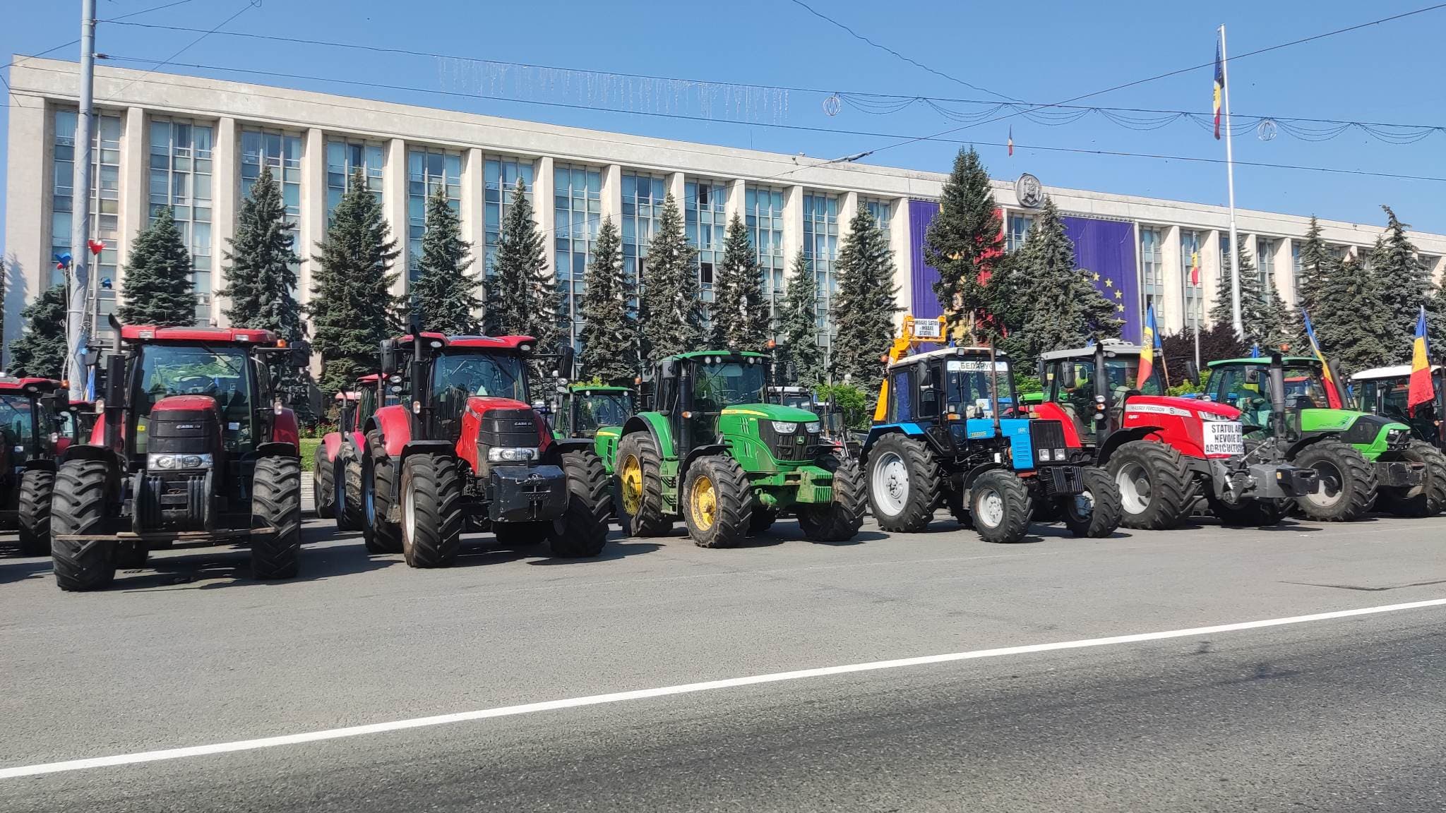Fermierii sunt revoltați de declarațiile lui Radu Marian