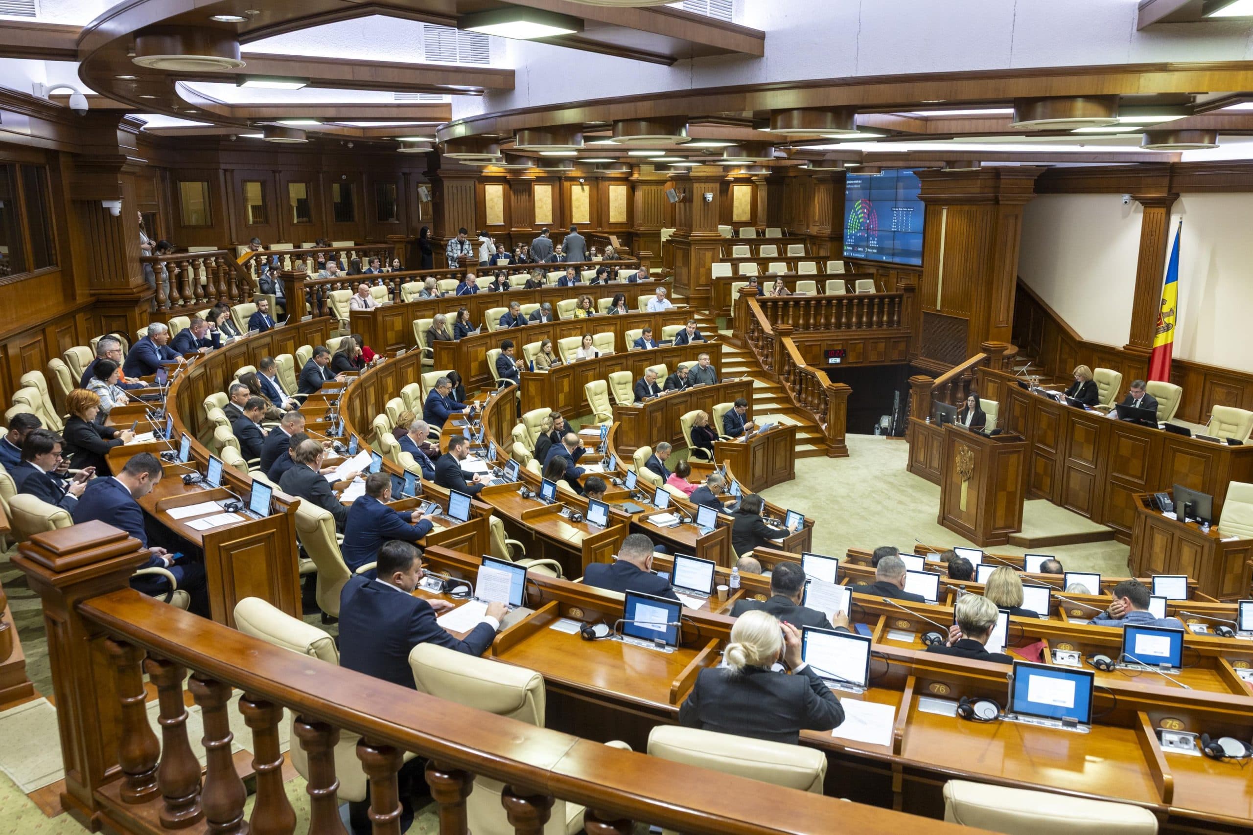 Noi reguli privind impozitele, TVA și accizele în 2027