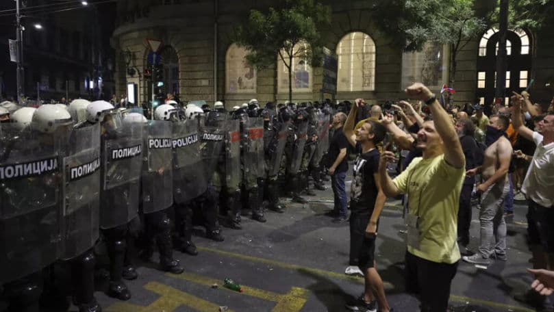 Protest de amploare în Serbia: aproximativ 150.000 de oameni au manifestat la Belgrad