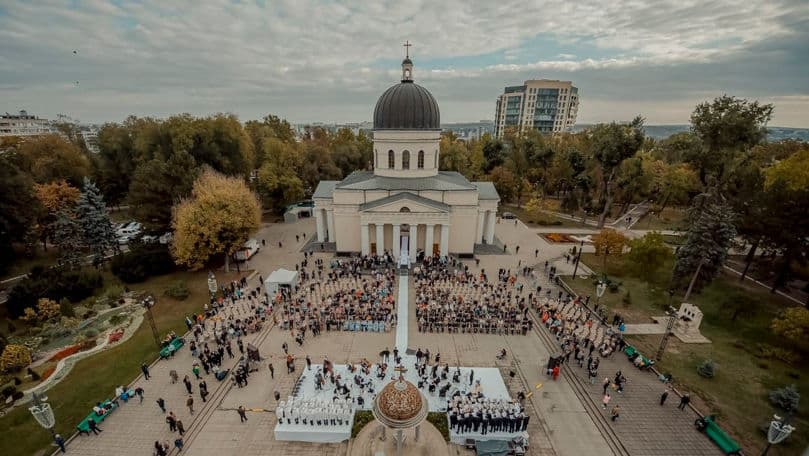 Locuitorii capitalei sărbătoresc Hramul Chișinăului cu muzică, tradiții și timp petrecut împreună
