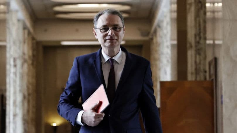 Premierul României, Luca Niculescu, vine astăzi la Chișinău