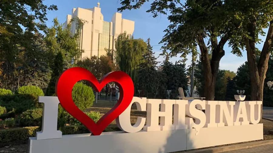 Chișinăul sărbătorește 590 de ani: concerte și restricții de circulație de Hram